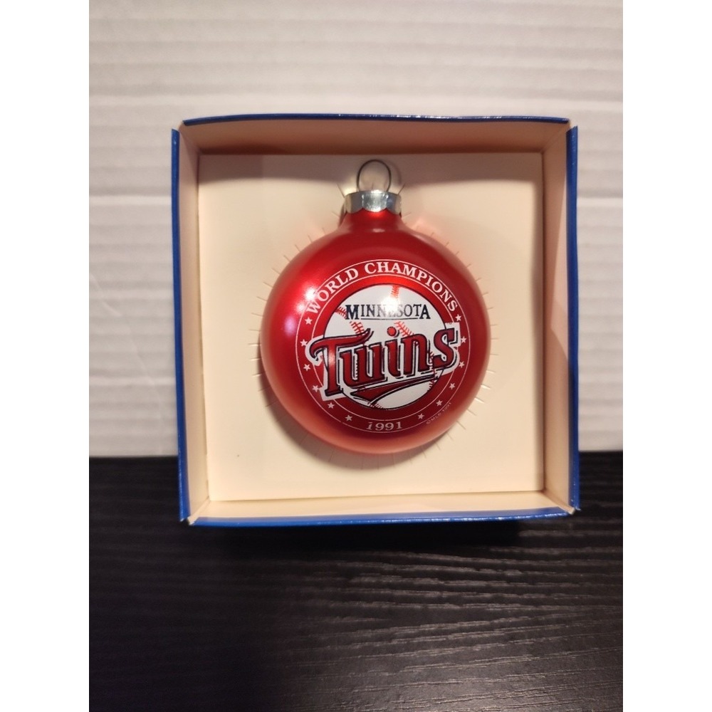 Topperscot Inc. Sports Collectors Series 1991 Twins World Champs Glass Ornament